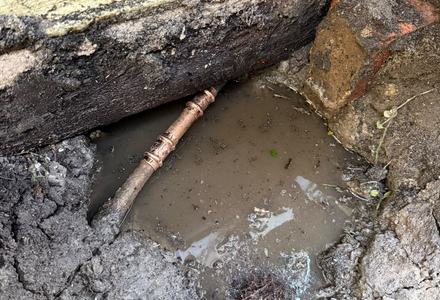 Burst pipe repair in Lalor